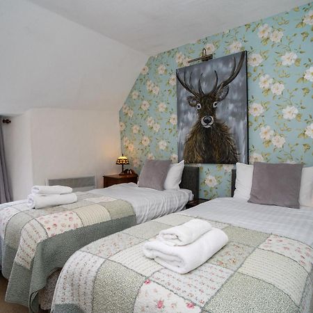 Rams Head Inn Dolton Екстериор снимка