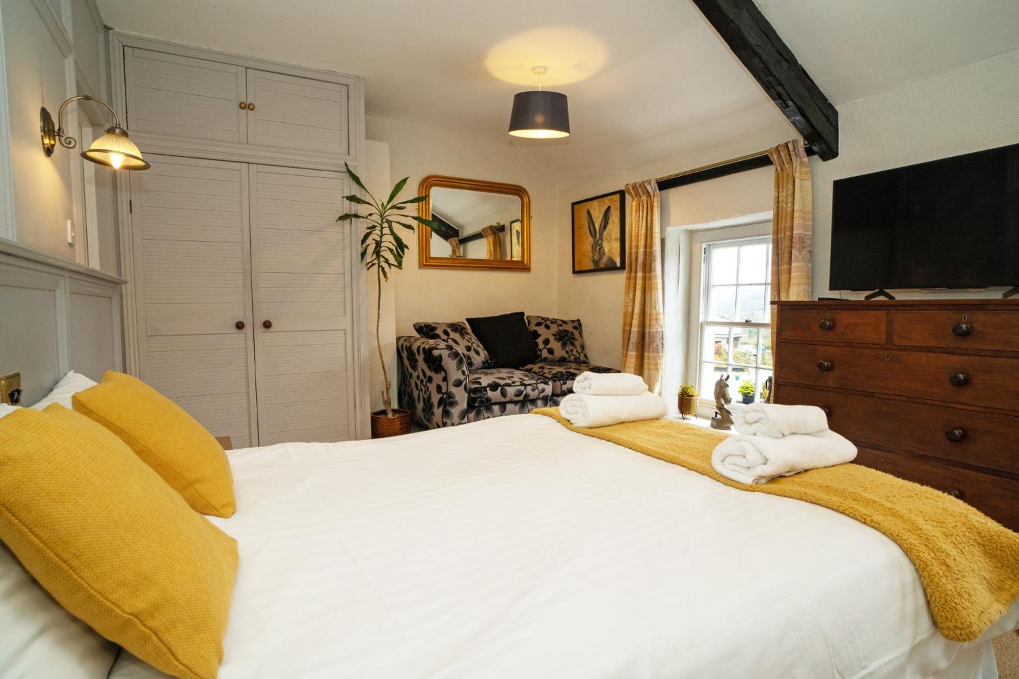 Rams Head Inn Dolton Екстериор снимка