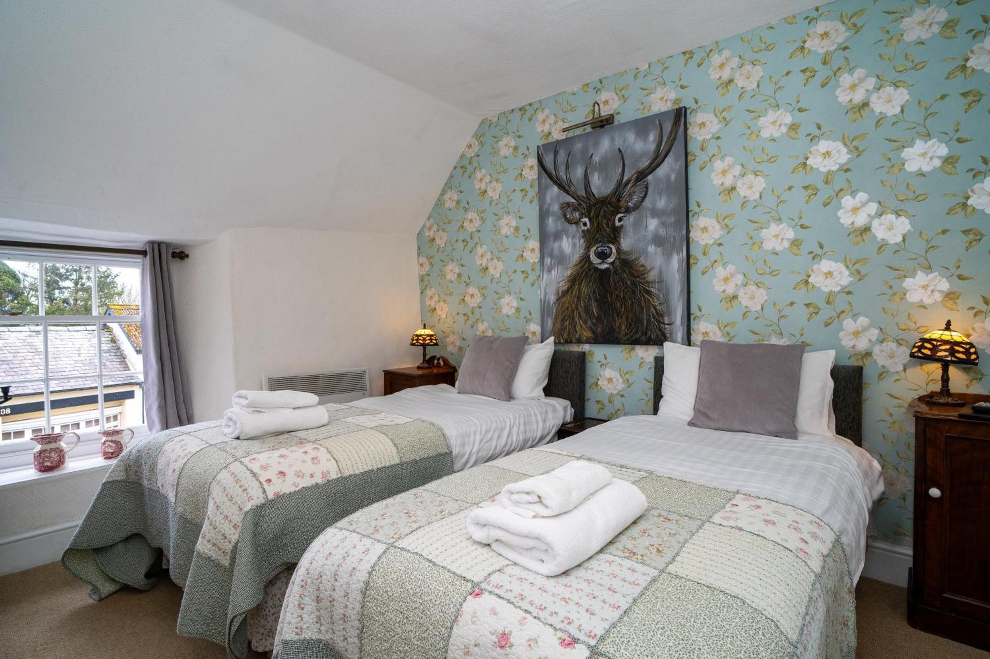 Rams Head Inn Dolton Екстериор снимка