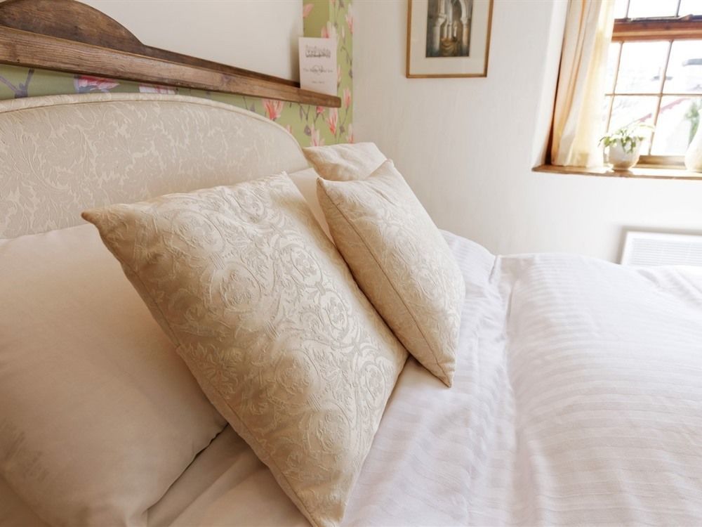 Rams Head Inn Dolton Екстериор снимка