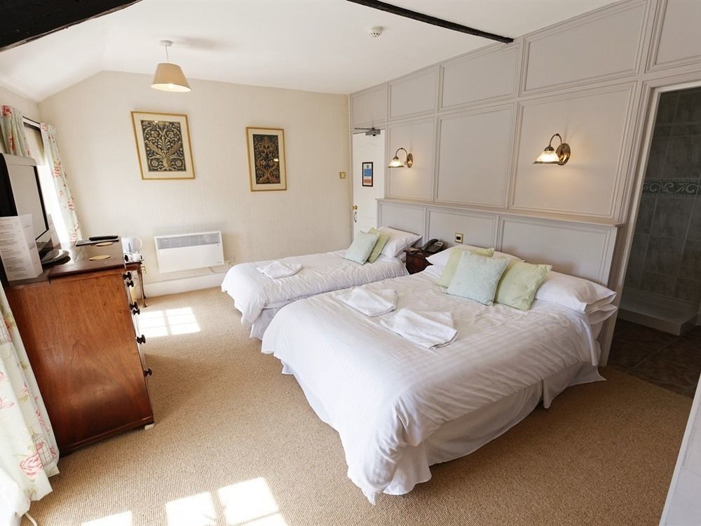 Rams Head Inn Dolton Екстериор снимка