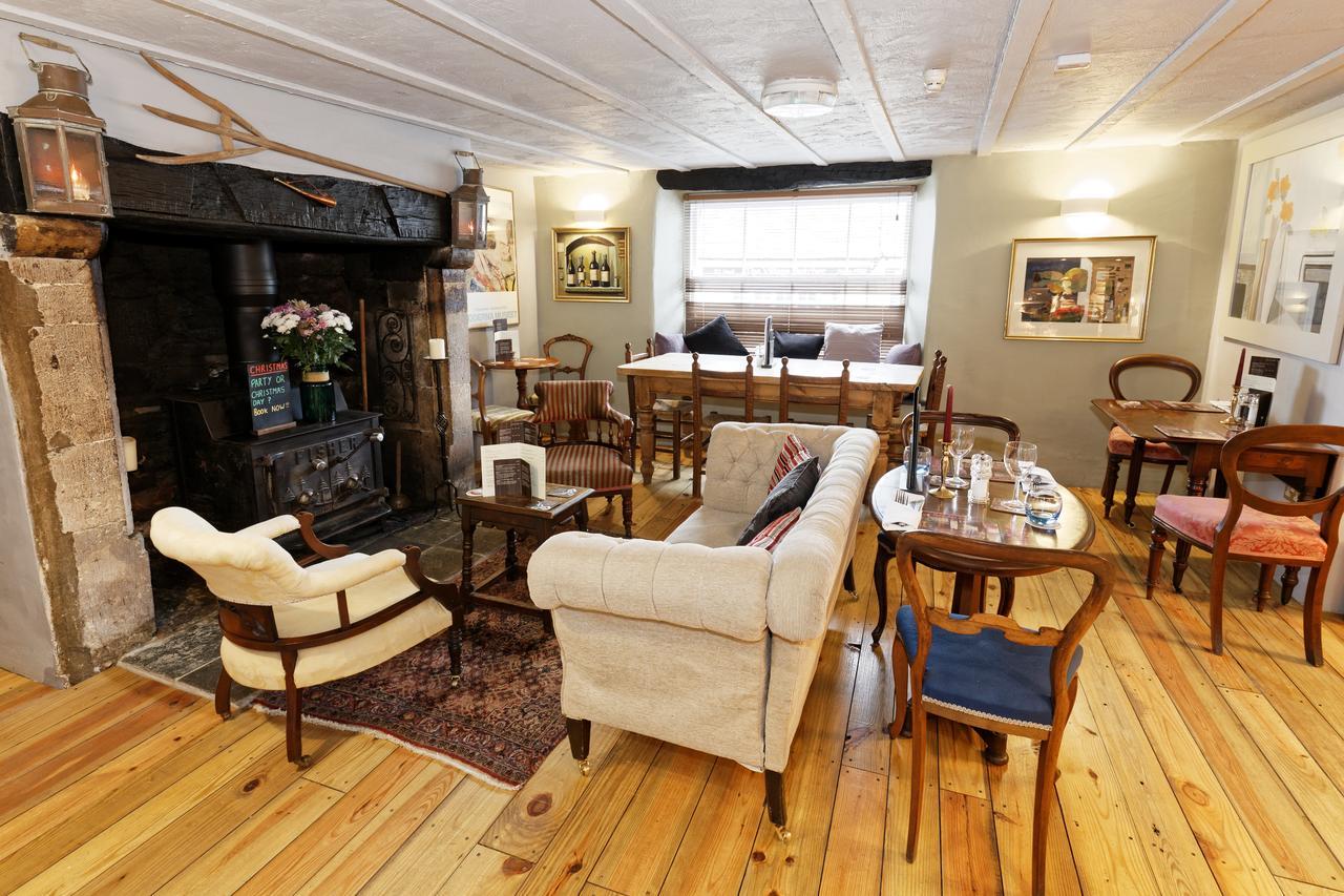 Rams Head Inn Dolton Екстериор снимка