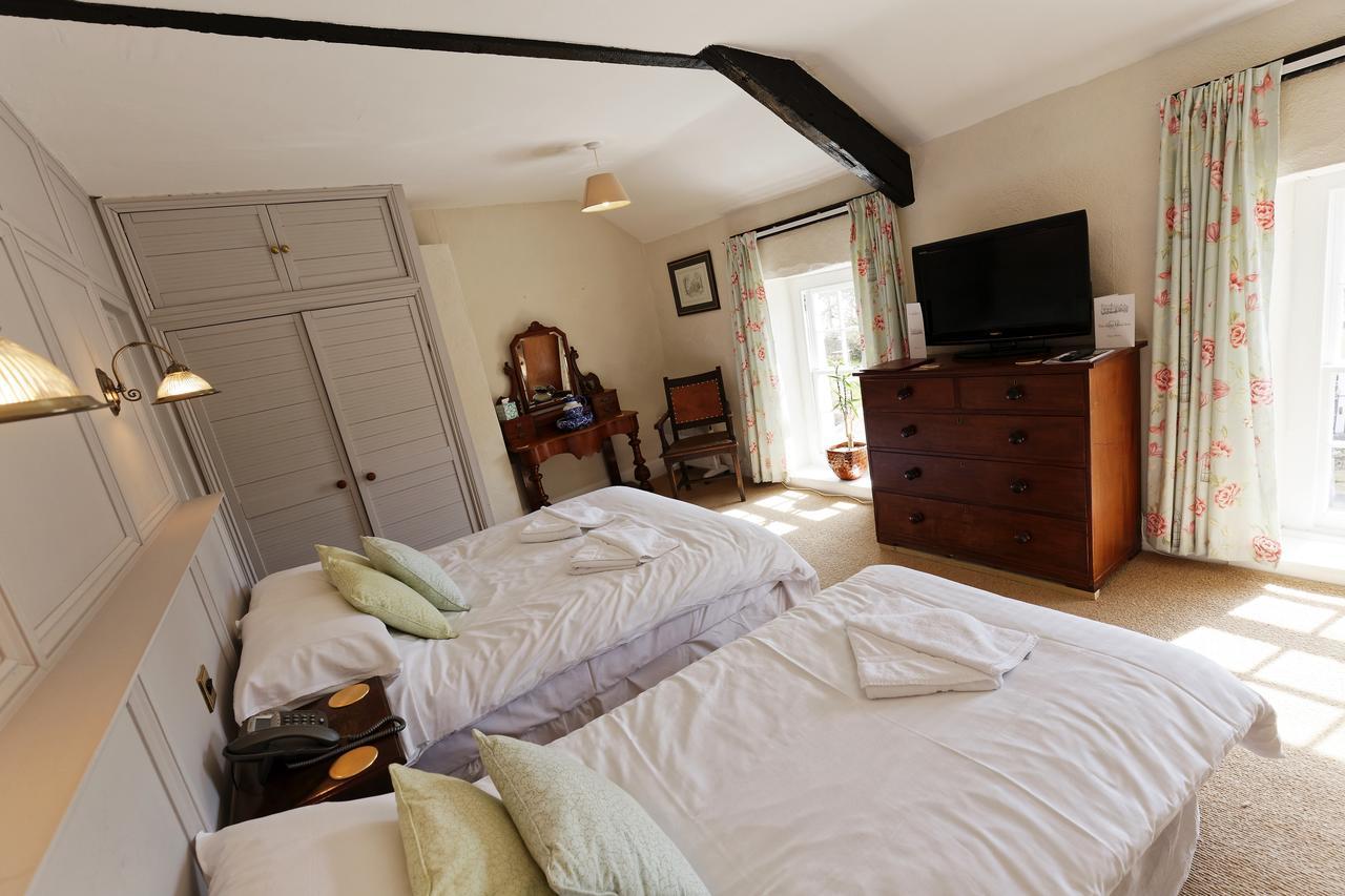 Rams Head Inn Dolton Екстериор снимка