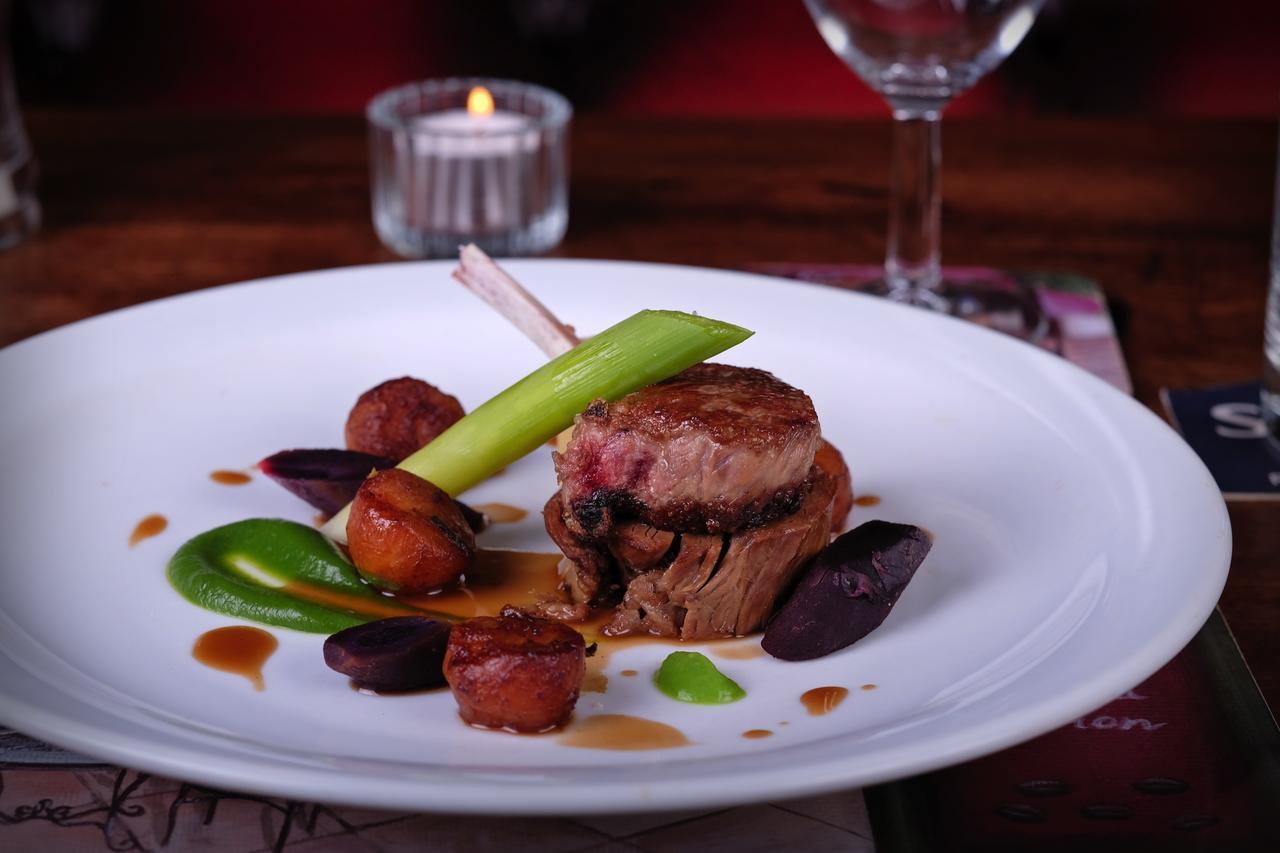 Rams Head Inn Dolton Екстериор снимка