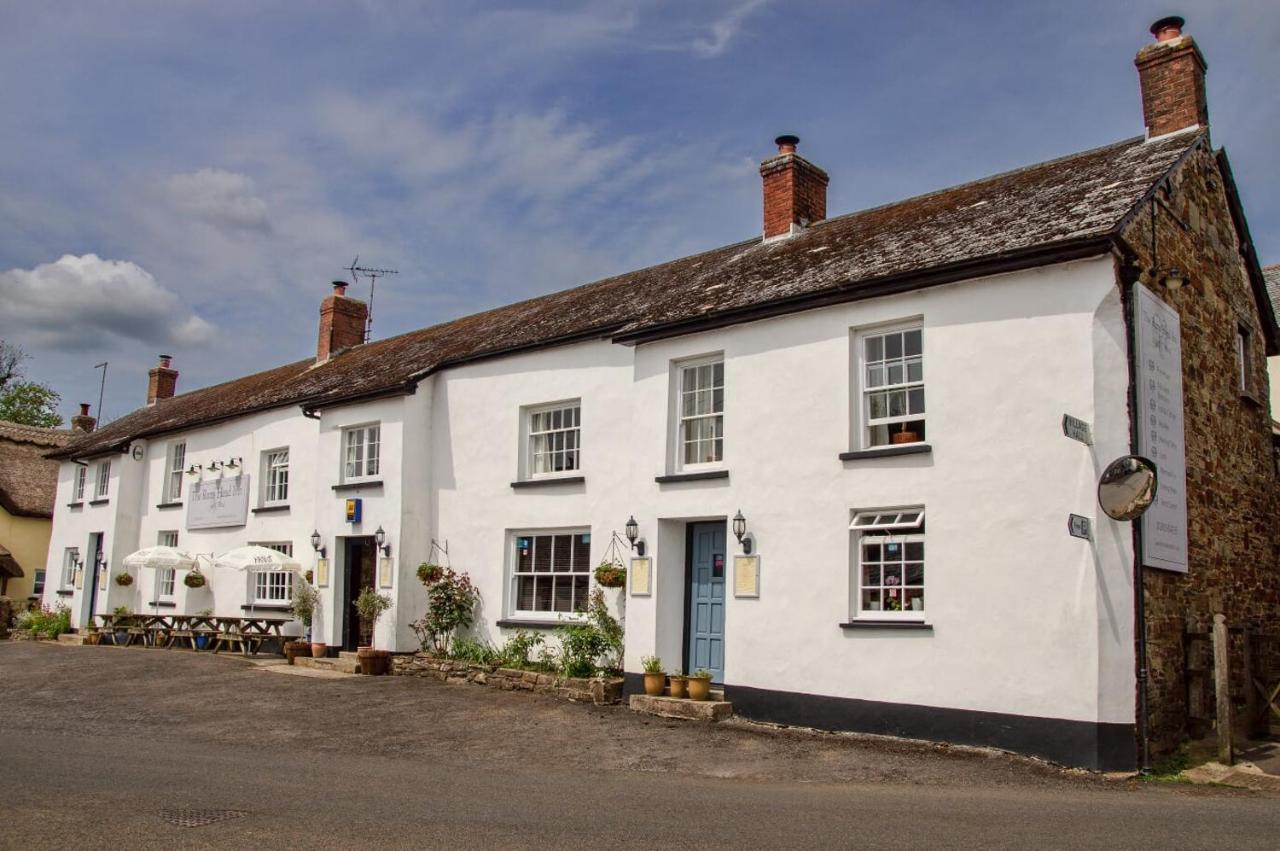 Rams Head Inn Dolton Екстериор снимка